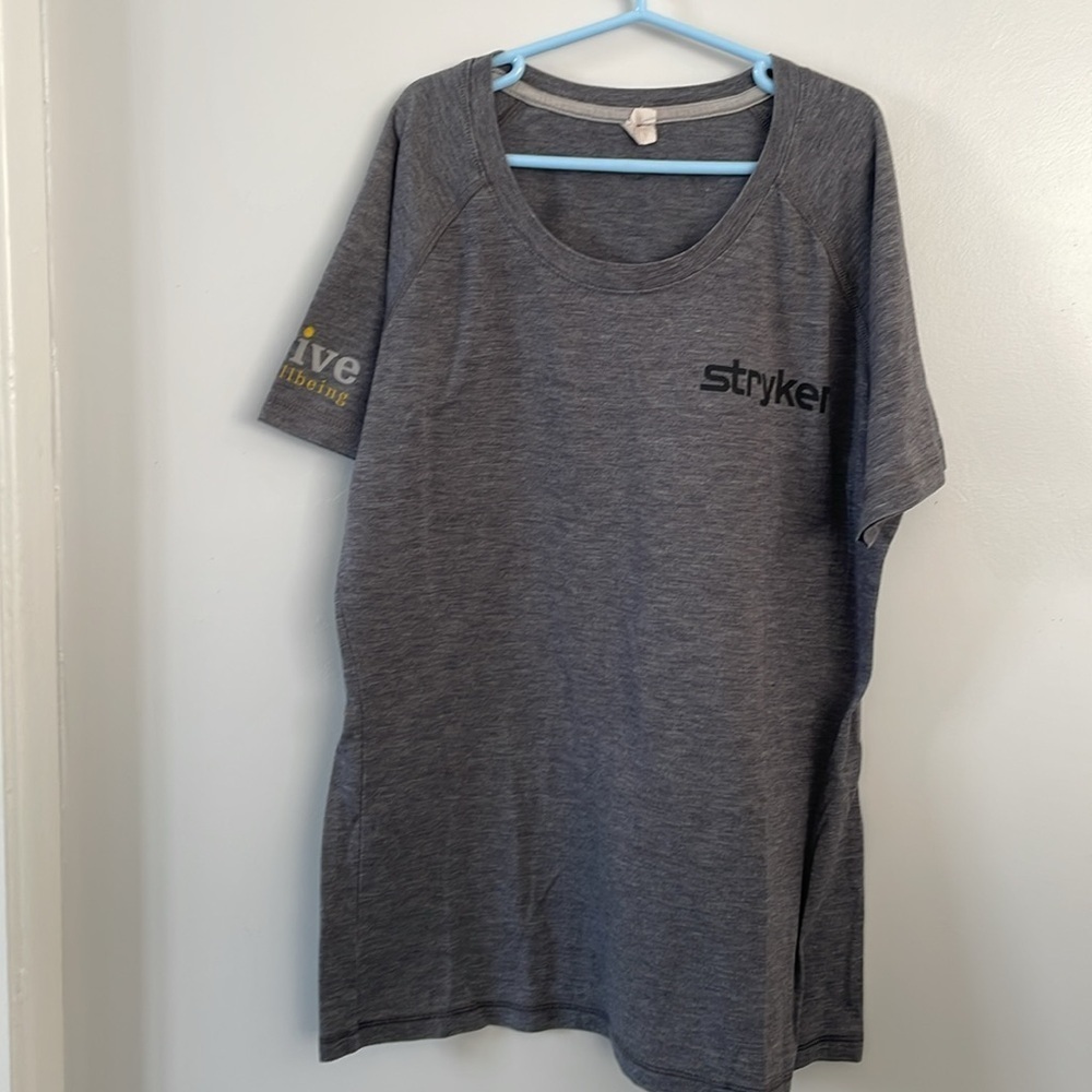 Nike Adidas Women's Short Sleeve Tee bundle of 9 size xs-small - Picture 7 of 15
